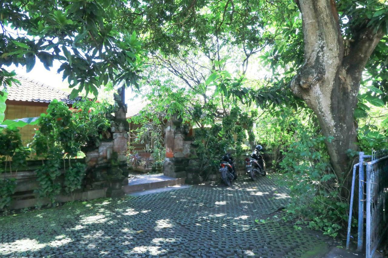 Mertha Jati Hotel Kuta Lombok Exteriér fotografie